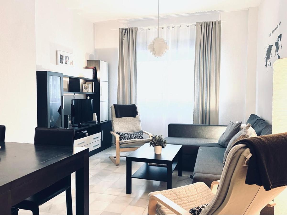 Apartamento Pintor Palomino Apartment กอร์โดบา ภายนอก รูปภาพ