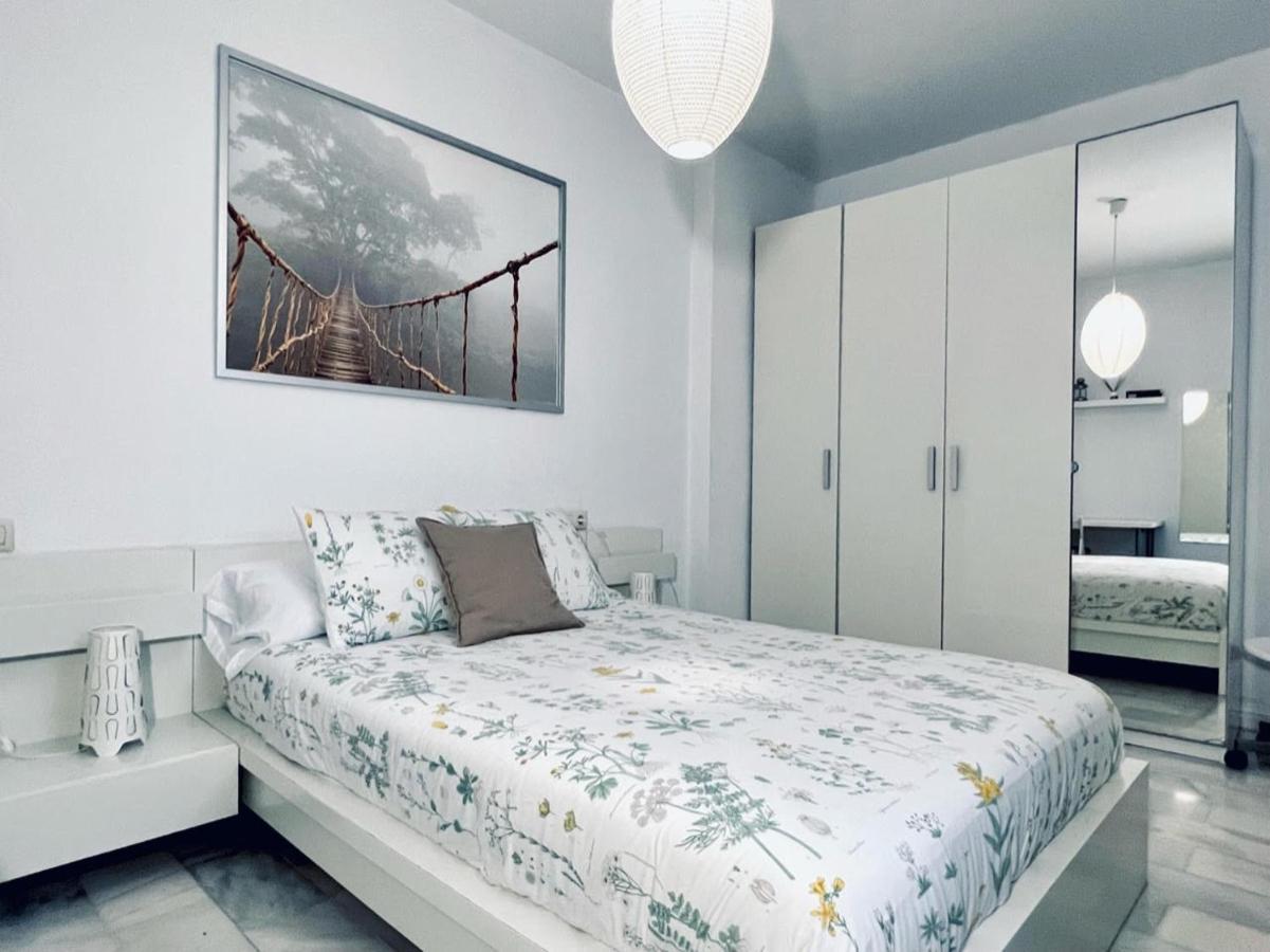 Apartamento Pintor Palomino กอร์โดบา ภายนอก รูปภาพ