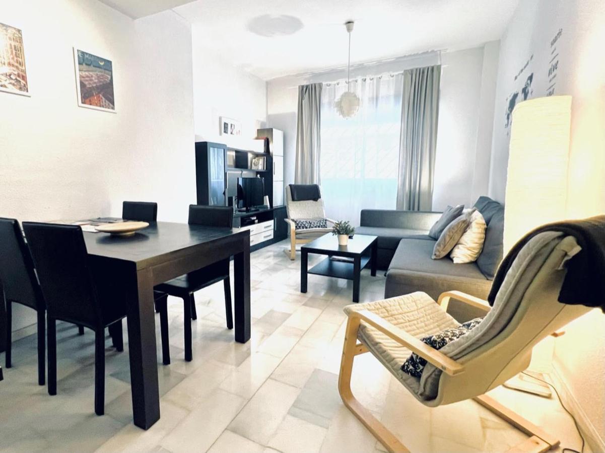 Apartamento Pintor Palomino กอร์โดบา ภายนอก รูปภาพ